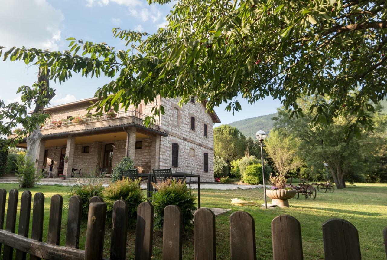 Agriturismo Il Giardino Dei Ciliegi Passaggio di Assisi Eksteriør bilde