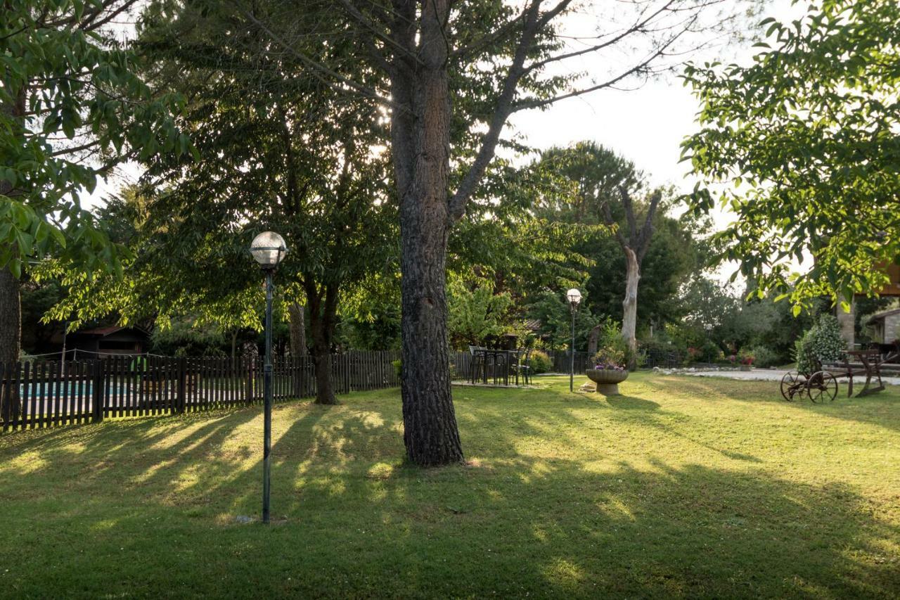 Agriturismo Il Giardino Dei Ciliegi Passaggio di Assisi Eksteriør bilde